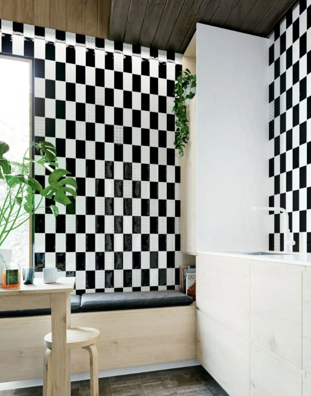 Black Bathroom Tile